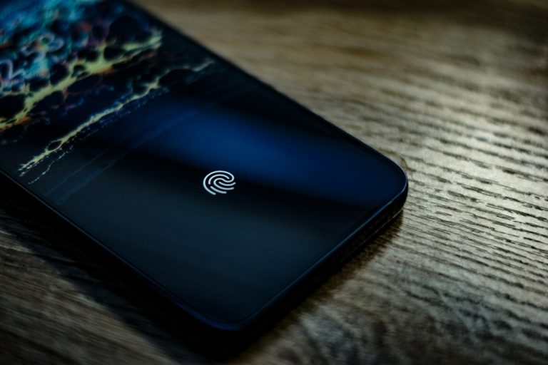Passkey vs Password: Cara Login Baru yang Lebih Tahan terhadap Phishing